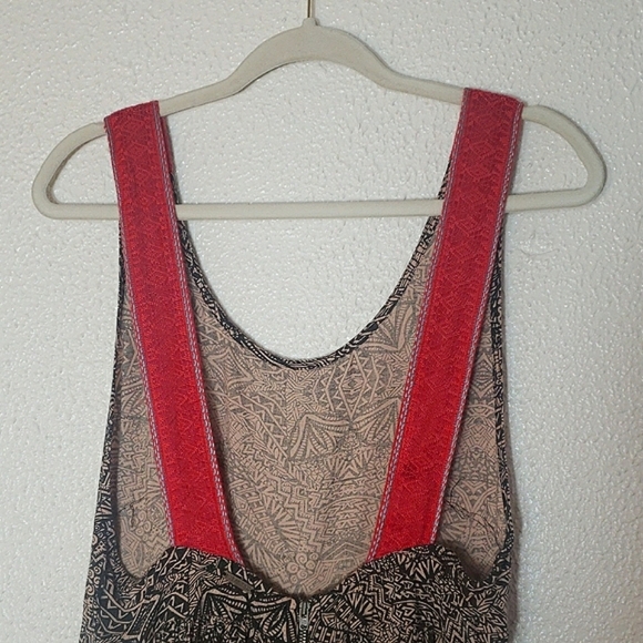NWT Billabong Long Weekends Romper Tribal Black Cream Crochet Straps Pockets M - Picture 11 of 16
